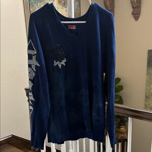 Great China Wall Cashmere V-Neck Sweater with Hand Embroidered